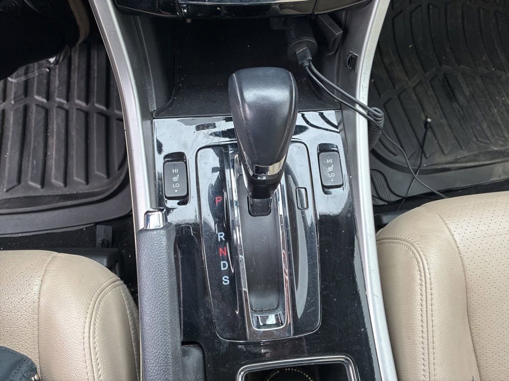Used 2017 Honda Accord Touring image 17