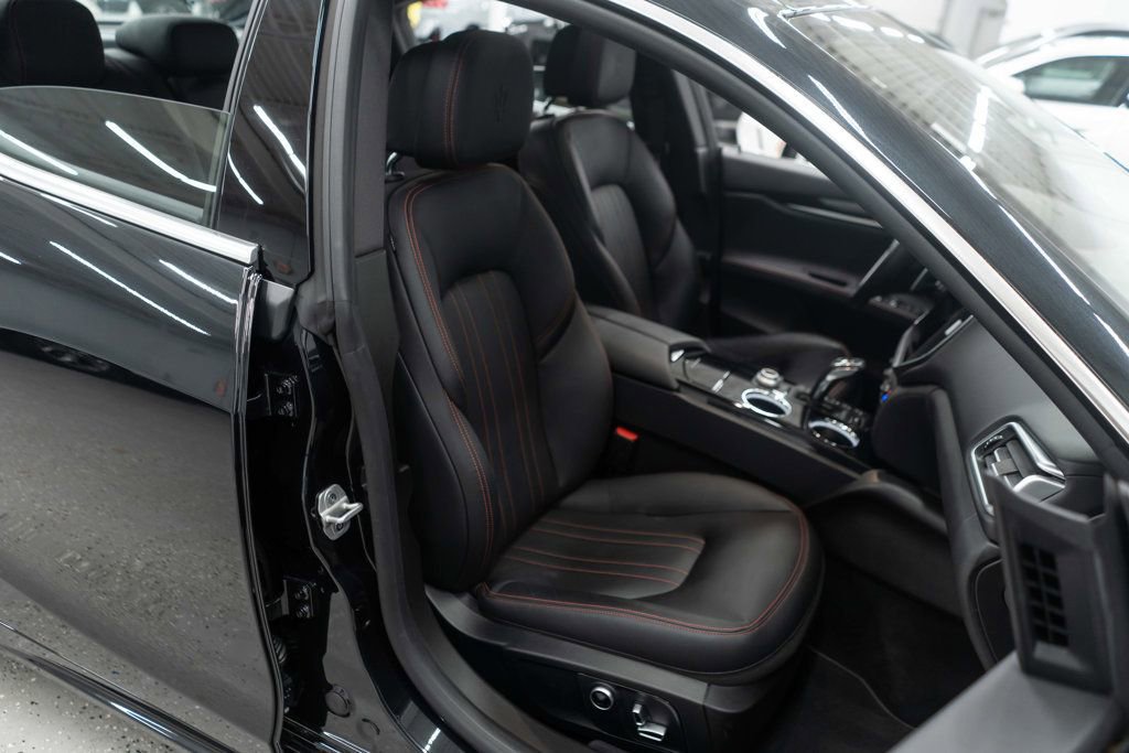 Used 2022 Maserati Ghibli Modena Q4 image 11
