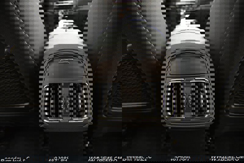 Used 2021 Maserati Levante image 24