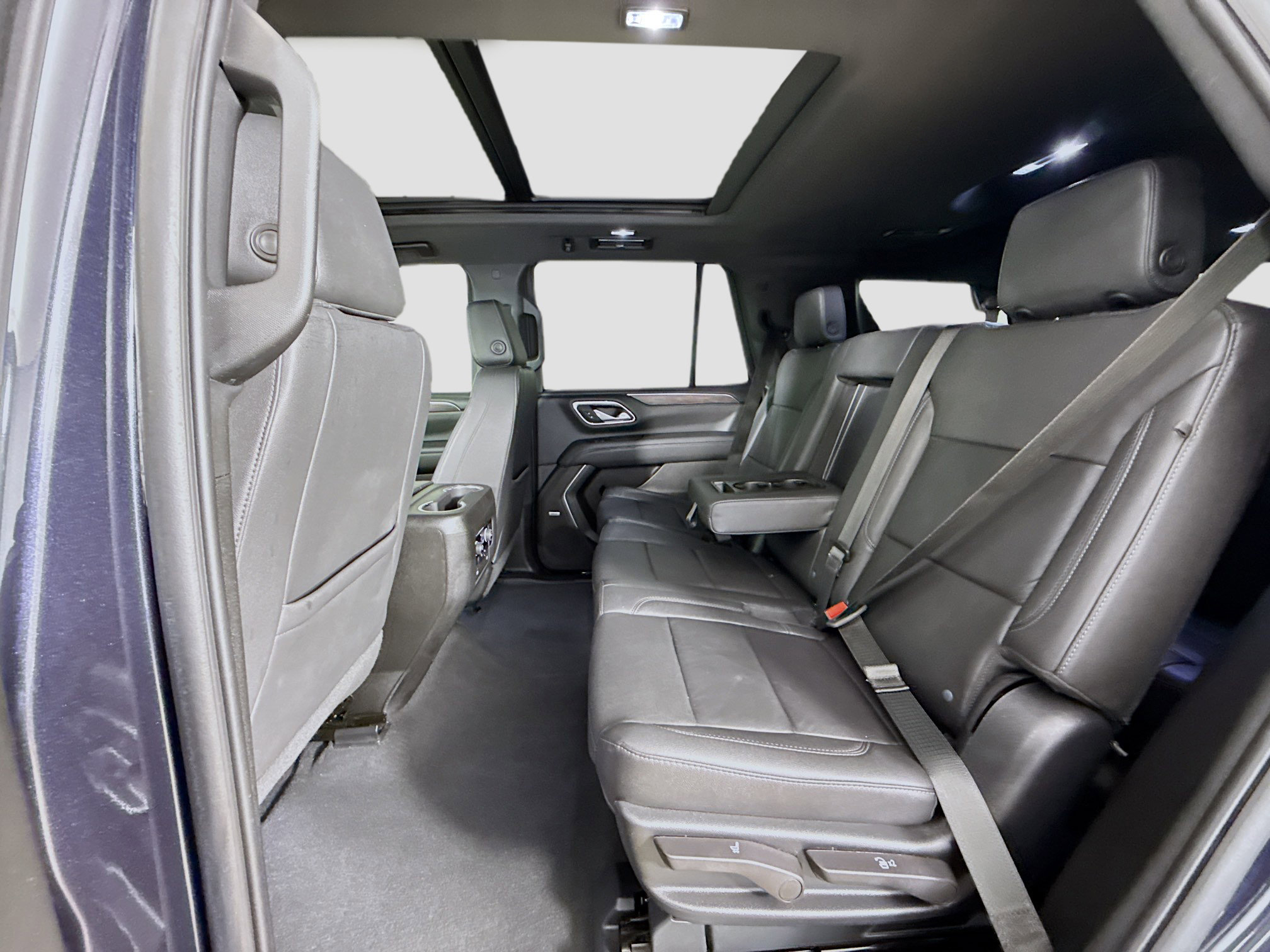 Used 2023 Chevrolet Tahoe LT RWD image 26