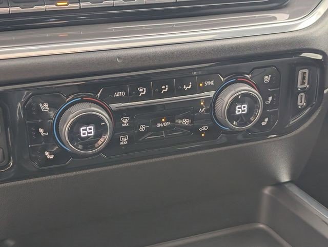 Certified 2024 Chevrolet Silverado 2500 High Country w/ Technology Package image 21