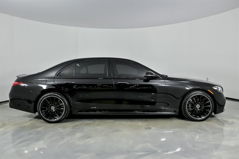 Used 2022 Mercedes-Benz S 580 4MATIC Sedan image 14