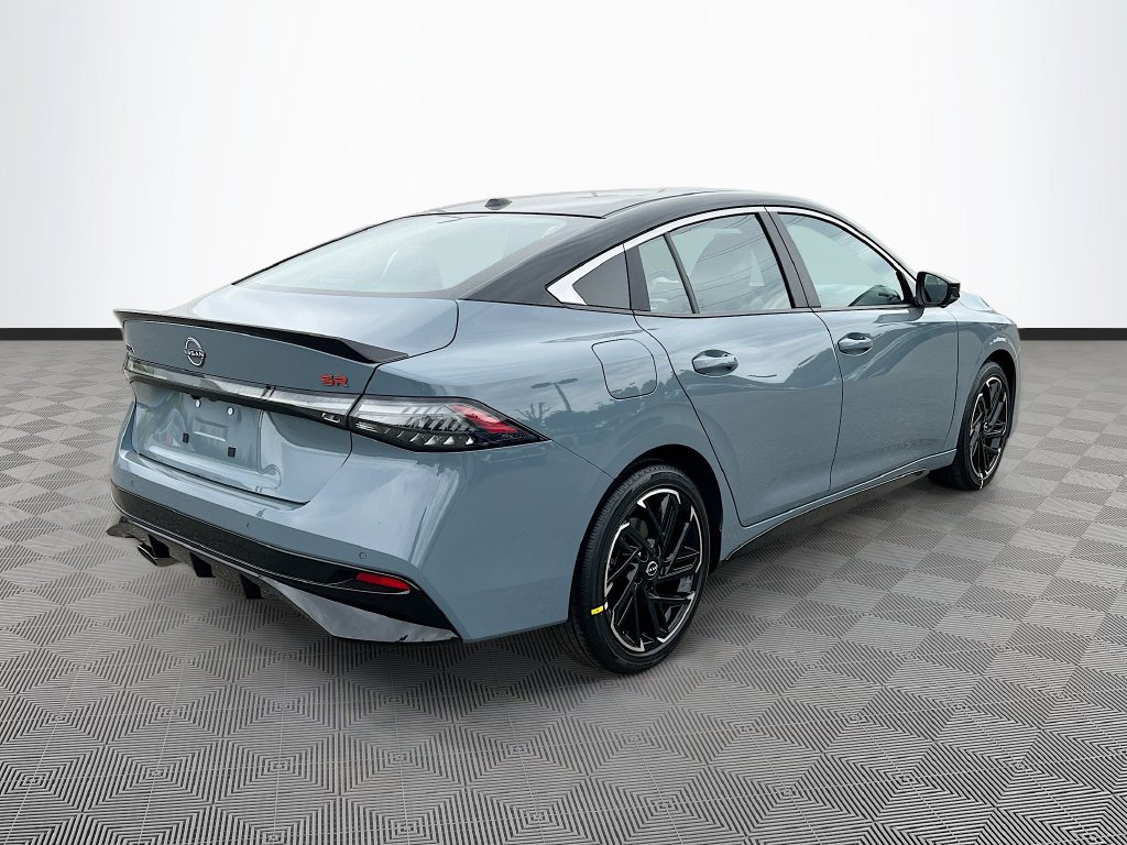 New 2026 Nissan Sentra SR w/ SR Premium Package FWD image 7