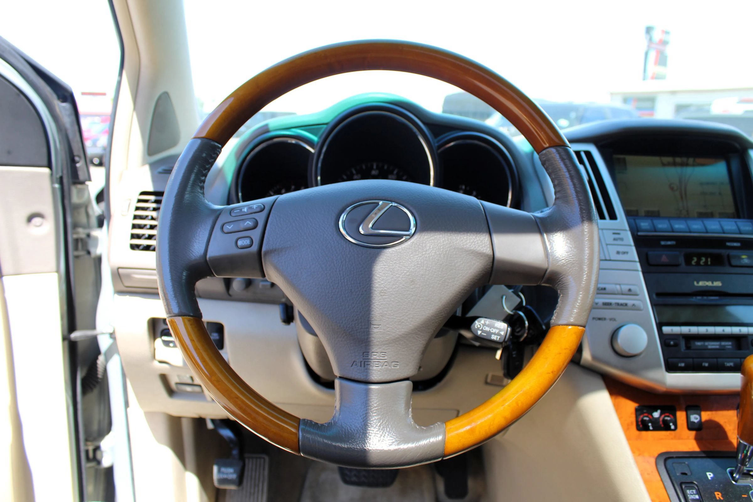 Used 2004 Lexus RX 330 AWD image 13