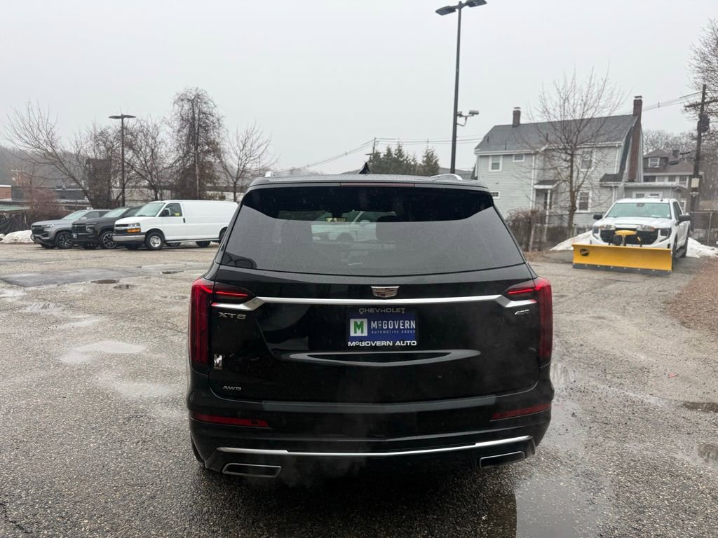 Used 2024 Cadillac XT6 Premium Luxury w/ Technology Package image 4