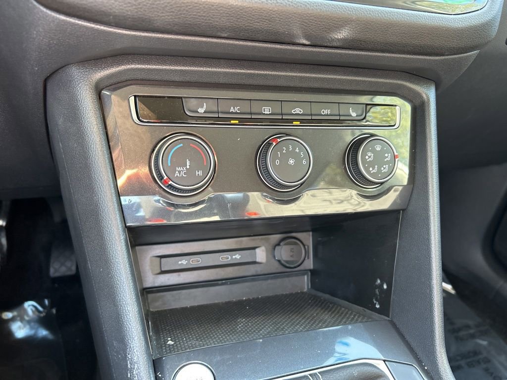 Used 2024 Volkswagen Tiguan S image 32