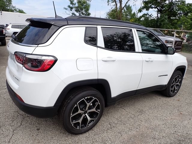 New 2026 Jeep Compass Limited AWD/4WD image 7