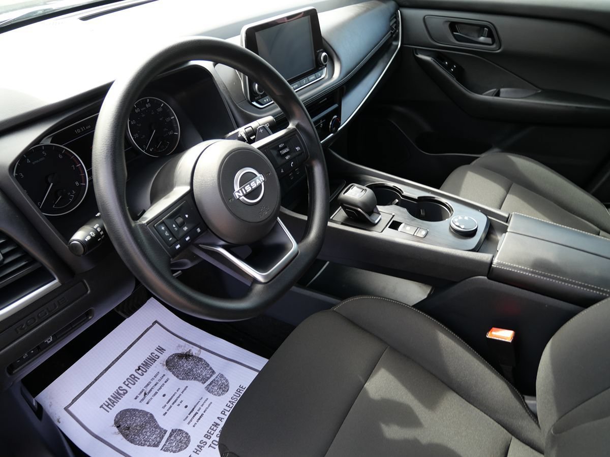 Used 2024 Nissan Rogue S AWD/4WD image 12