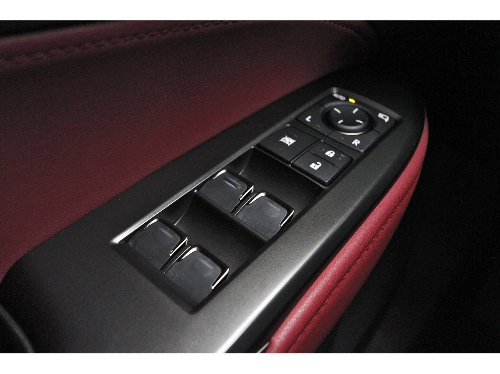 Used 2025 Lexus NX 250 FWD w/ Towing Package (2000 Lbs) image 22