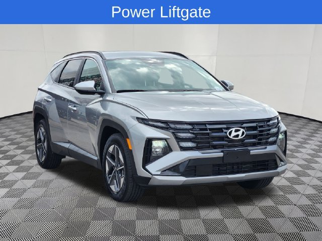 Used 2025 Hyundai Tucson SEL FWD image 2