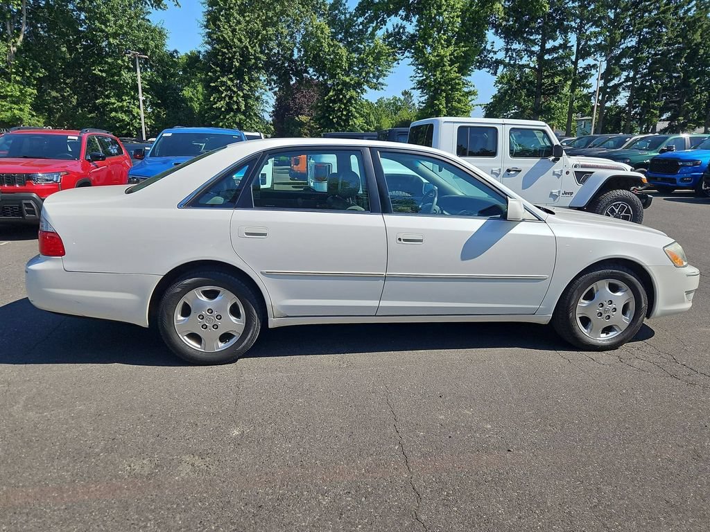Used 2004 Toyota Avalon XLS FWD image 8