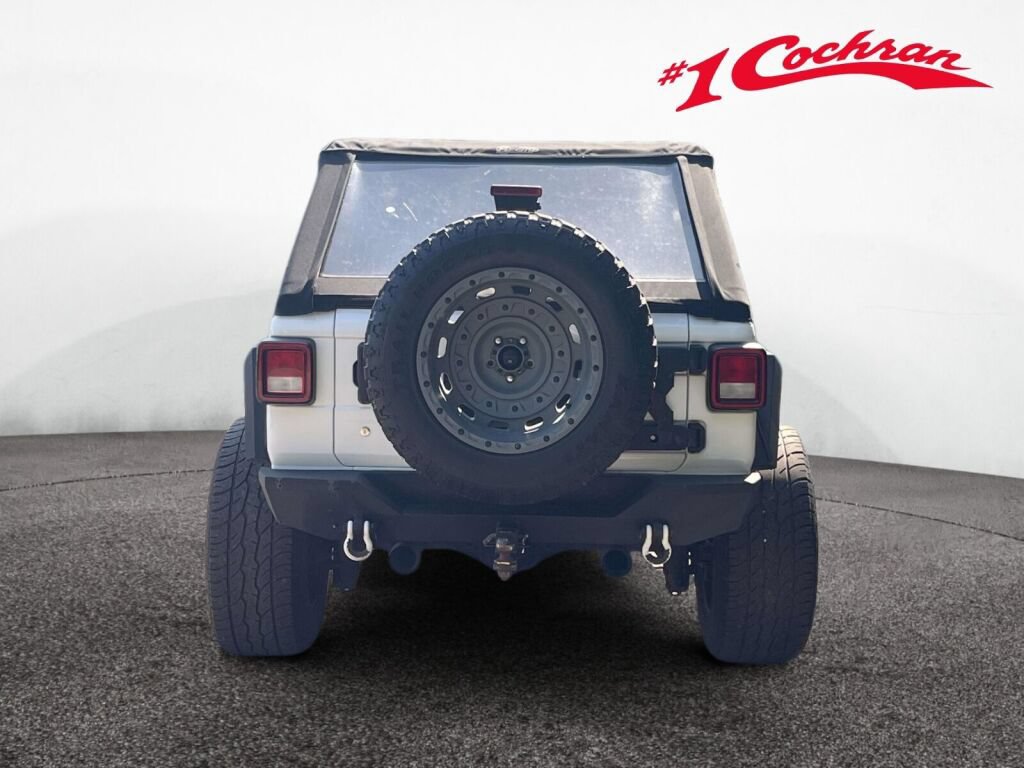 Used 2018 Jeep Wrangler Unlimited Sport AWD/4WD image 8