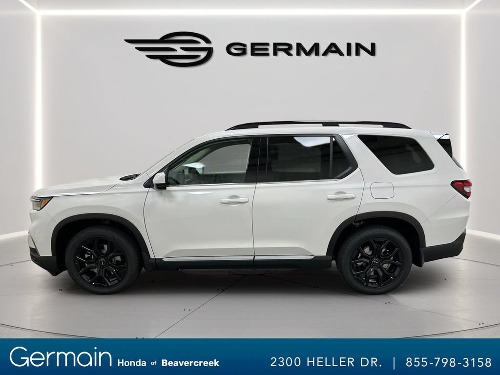 Used 2025 Honda Pilot Touring image 5