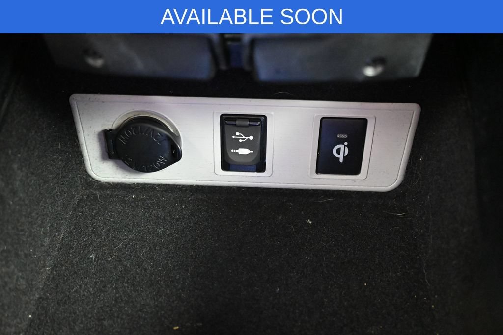 Used 2016 Toyota Avalon Limited w/ Toyota Safety Sense Package FWD image 25
