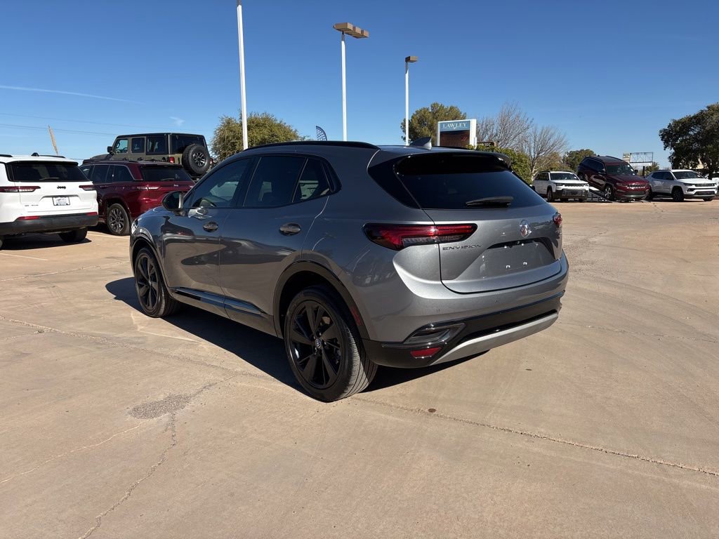 Used 2022 Buick Envision Essence w/ Technology Package I image 7