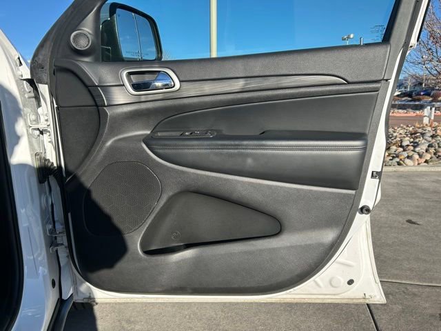 Used 2021 Jeep Grand Cherokee Laredo X image 28