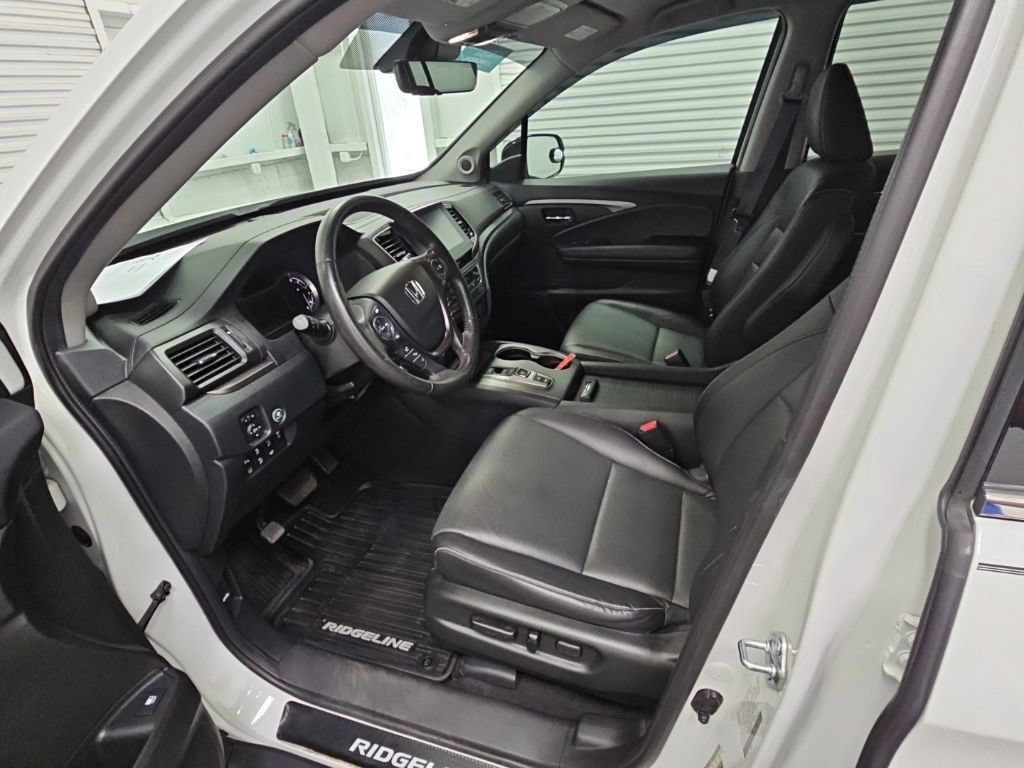 Used 2023 Honda Ridgeline RTL-E image 11