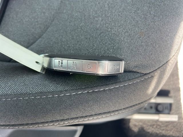 Certified 2025 Kia K4 LXS image 33