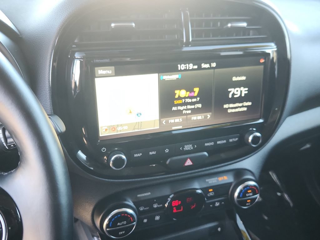 Used 2020 Kia Soul EX w/ Option Group 015 FWD image 23