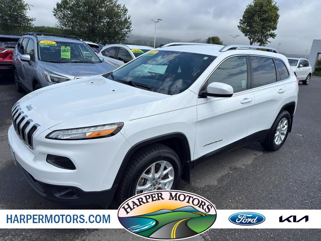 Used 2017 Jeep Cherokee Latitude w/ Safety/Convenience Group