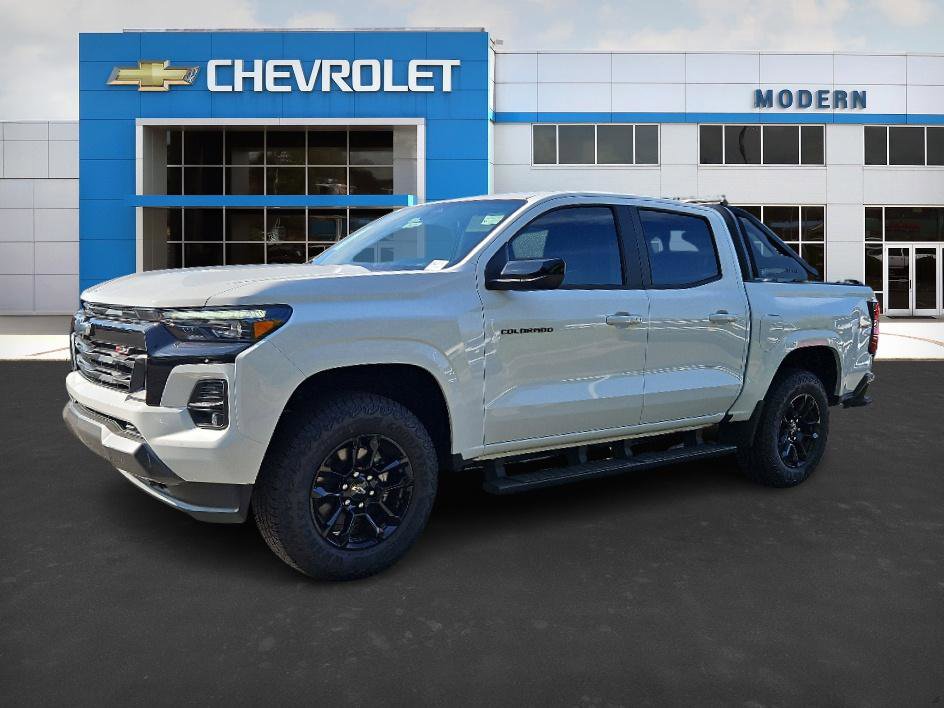 New 2025 Chevrolet Colorado Z71 w/ Midnight Edition image 1