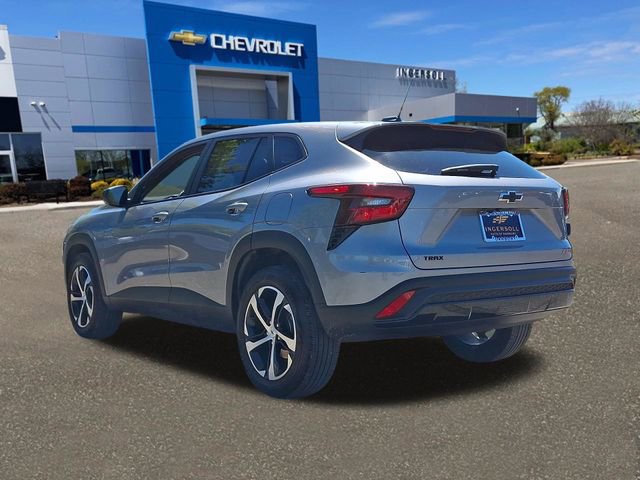 Used 2024 Chevrolet Trax RS FWD image 21