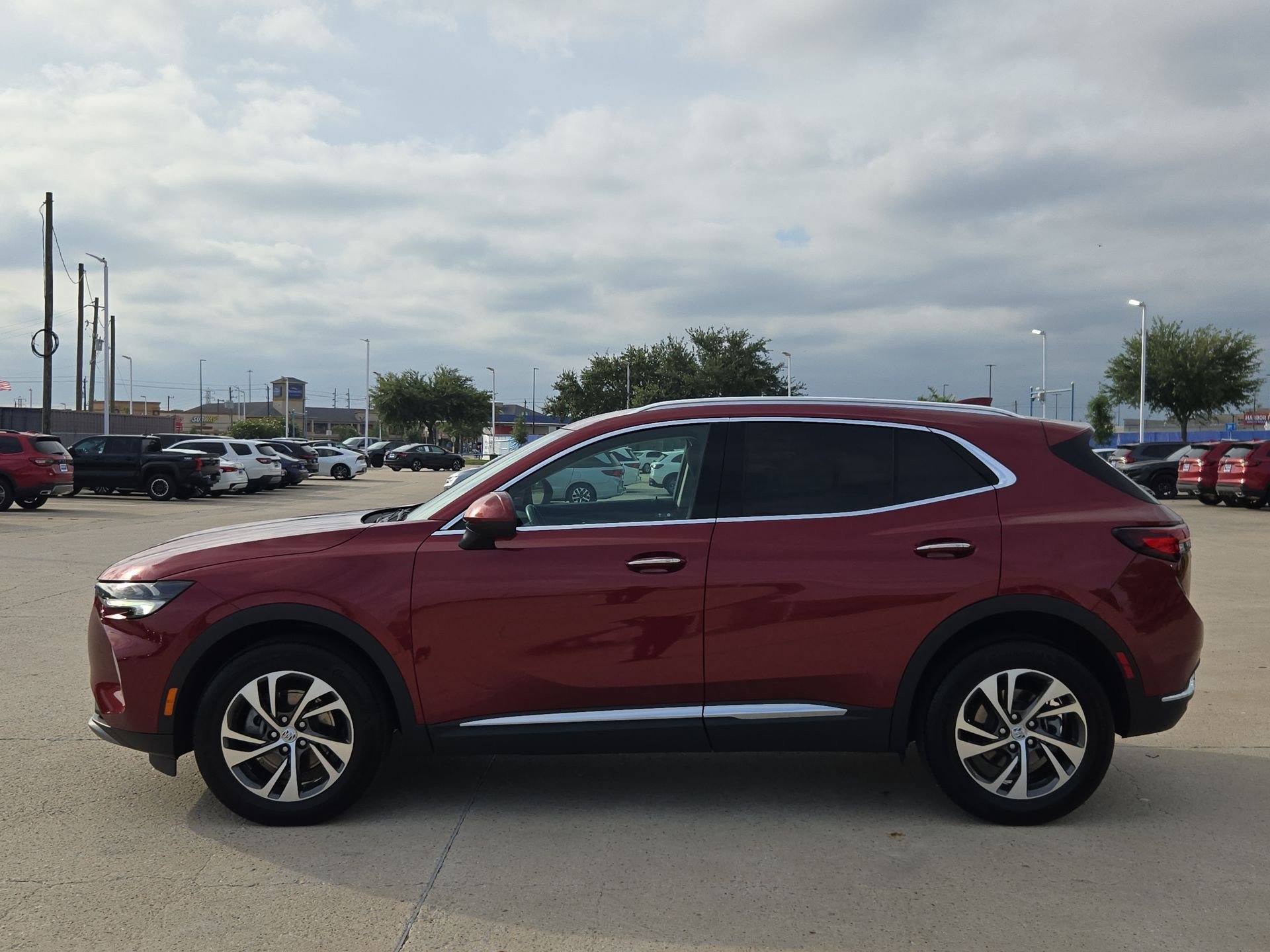 Used 2023 Buick Envision Essence FWD image 7