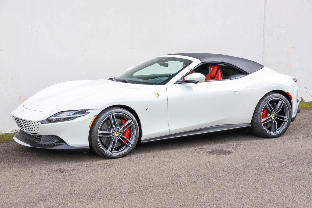 Certified 2026 Ferrari Roma Spider RWD image 25