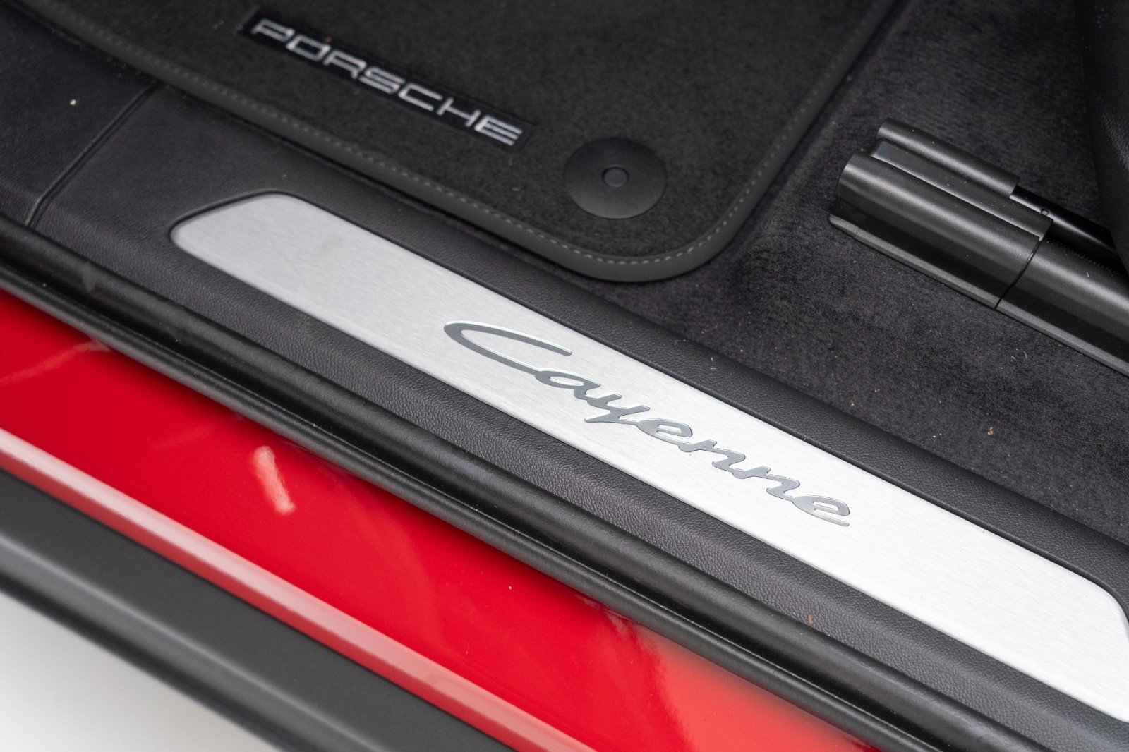 New 2026 Porsche Cayenne Coupe image 14