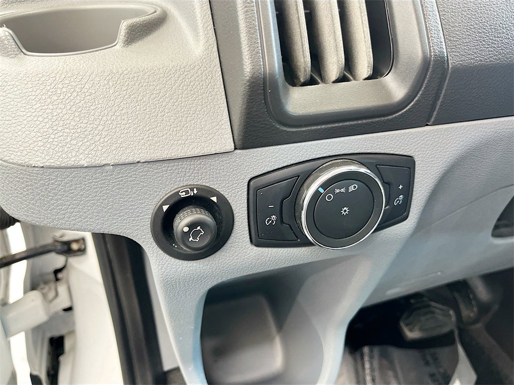 Used 2019 Ford Transit 250 148 Medium Roof image 10