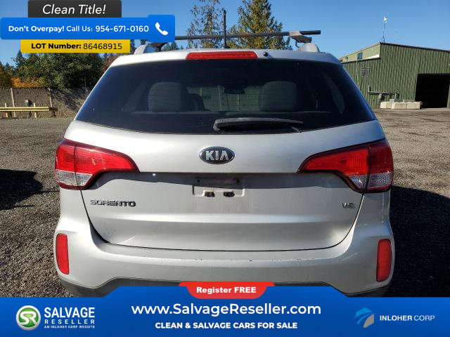 Used 2015 Kia Sorento LX image 8