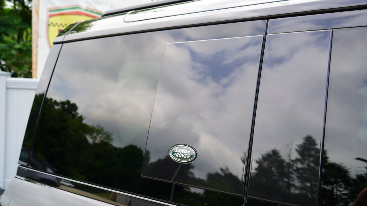 Used 2021 Land Rover Defender 110 X-Dynamic SE AWD/4WD image 34