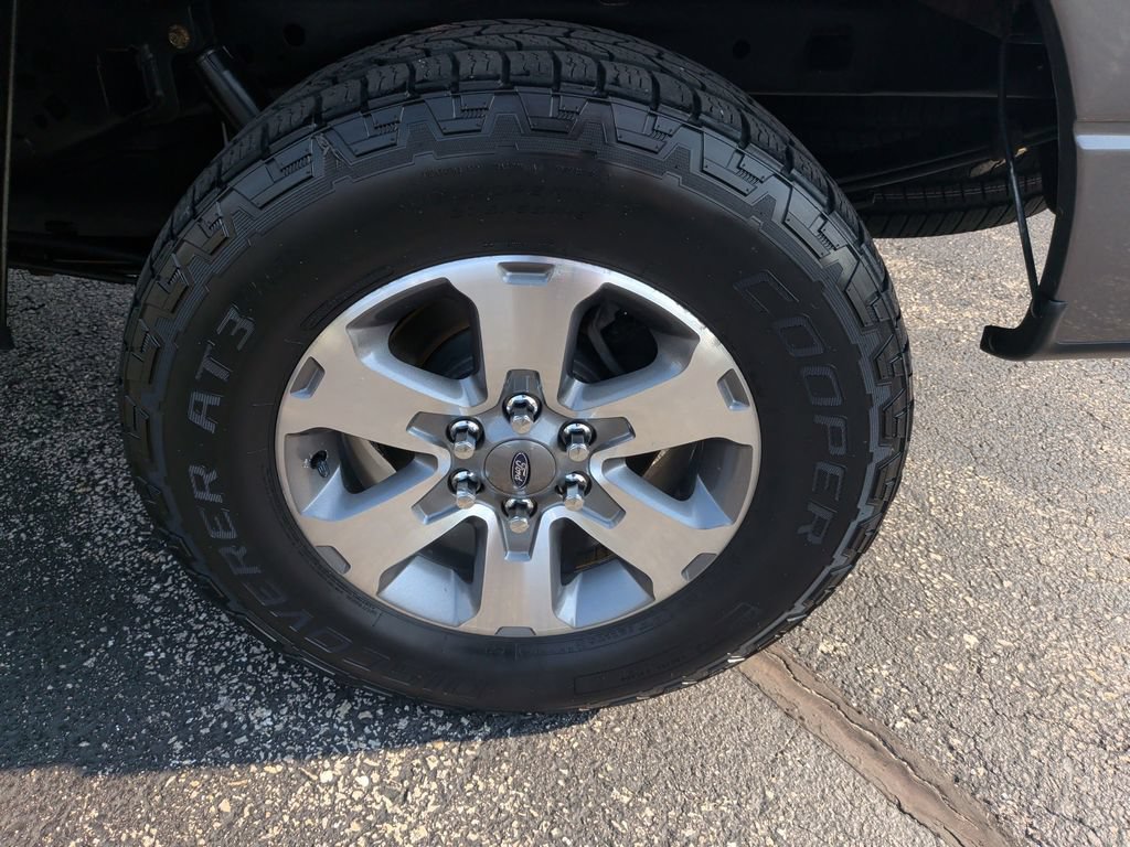 Used 2013 Ford F150 STX w/ Mid Equipment Group AWD/4WD image 19