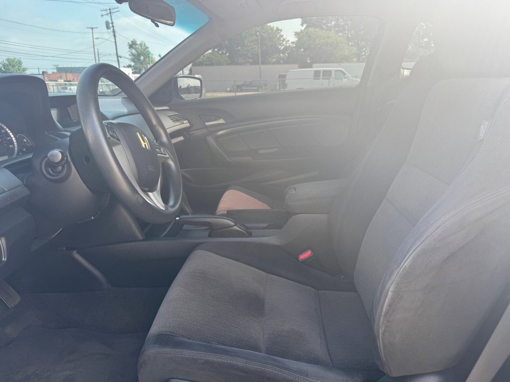 Used 2009 Honda Accord LX-S image 9
