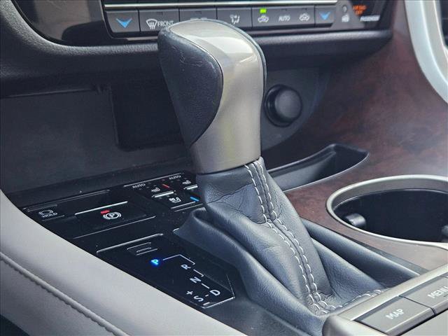 Used 2020 Lexus RX 450h AWD w/ Premium Package image 12