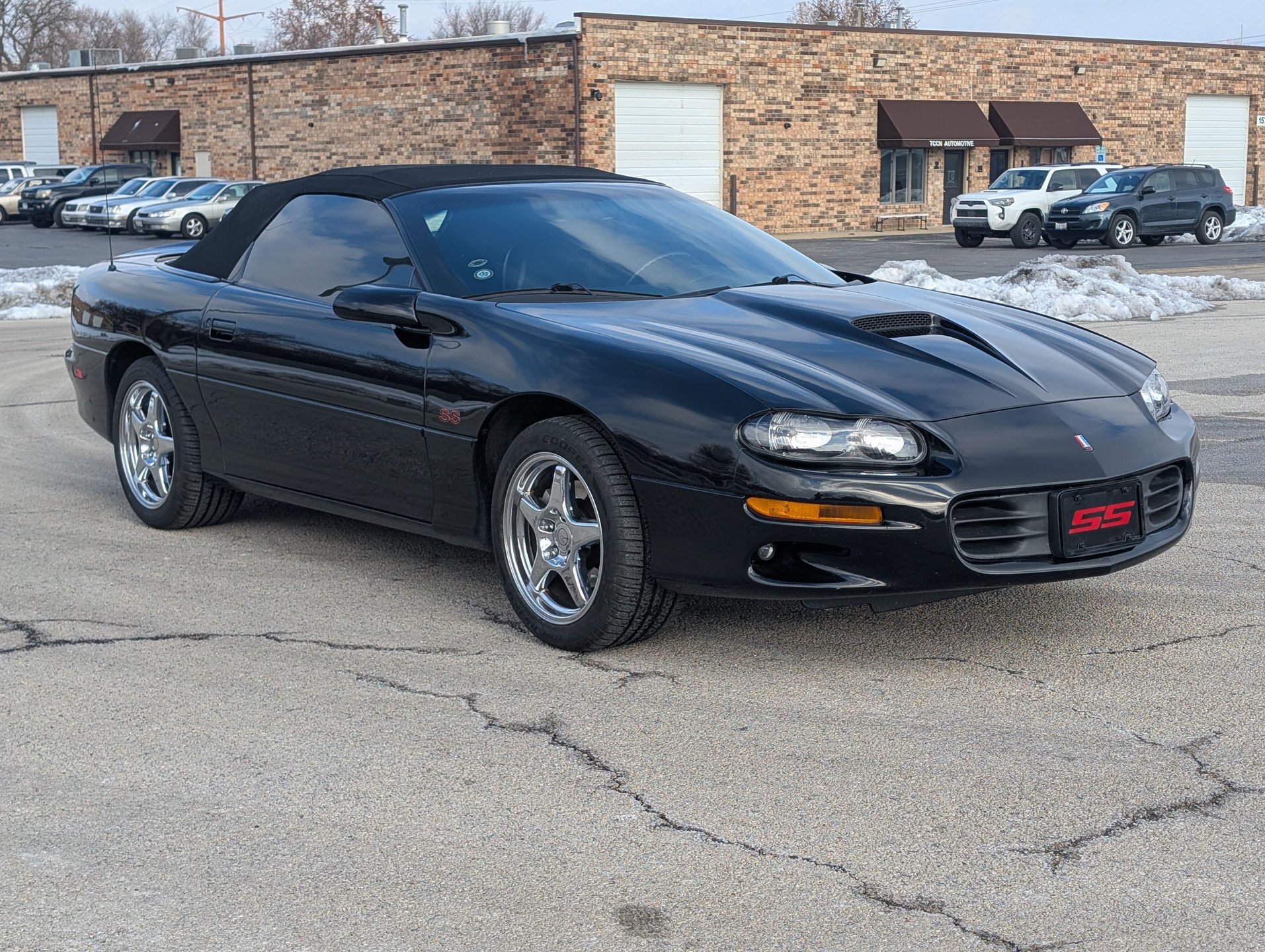 Used 2001 Chevrolet Camaro Z28 w/ SS Performance/Appearance Pkg image 15