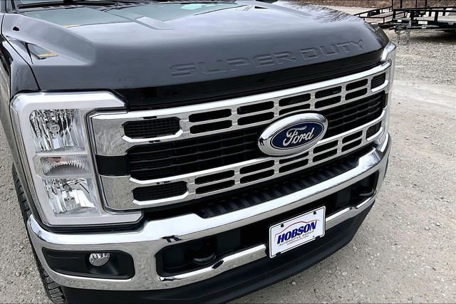 Used 2025 Ford F250 XLT image 30