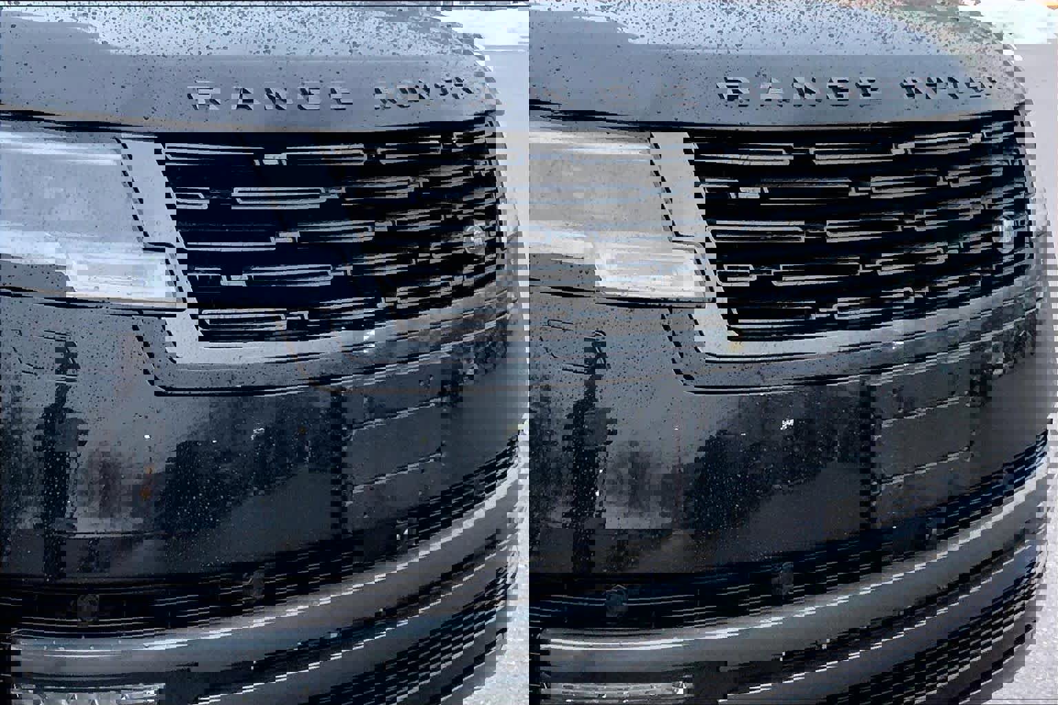 Used 2023 Land Rover Range Rover SE image 28