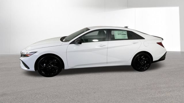 New 2026 Hyundai Elantra Sport FWD image 5