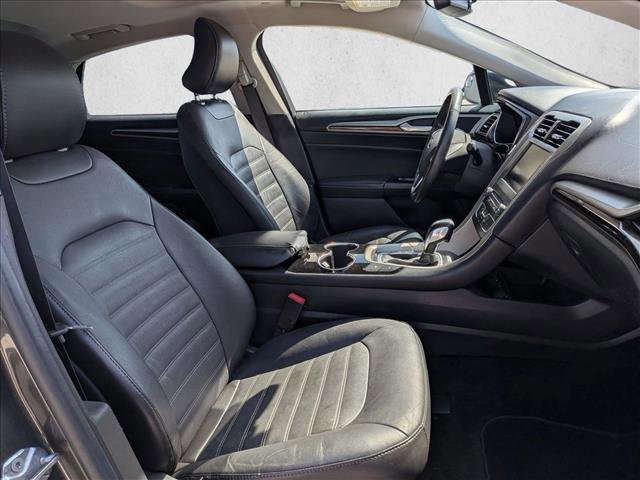 Used 2016 Ford Fusion Energi SE FWD image 22