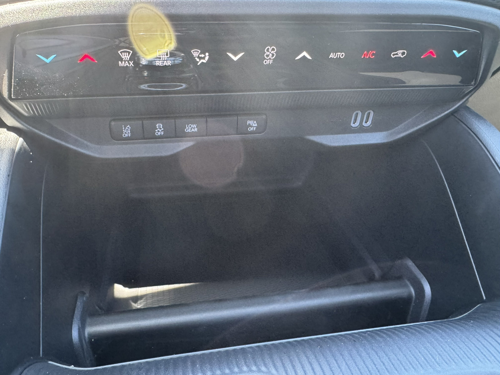 New 2026 Jeep Cherokee Limited AWD/4WD image 32