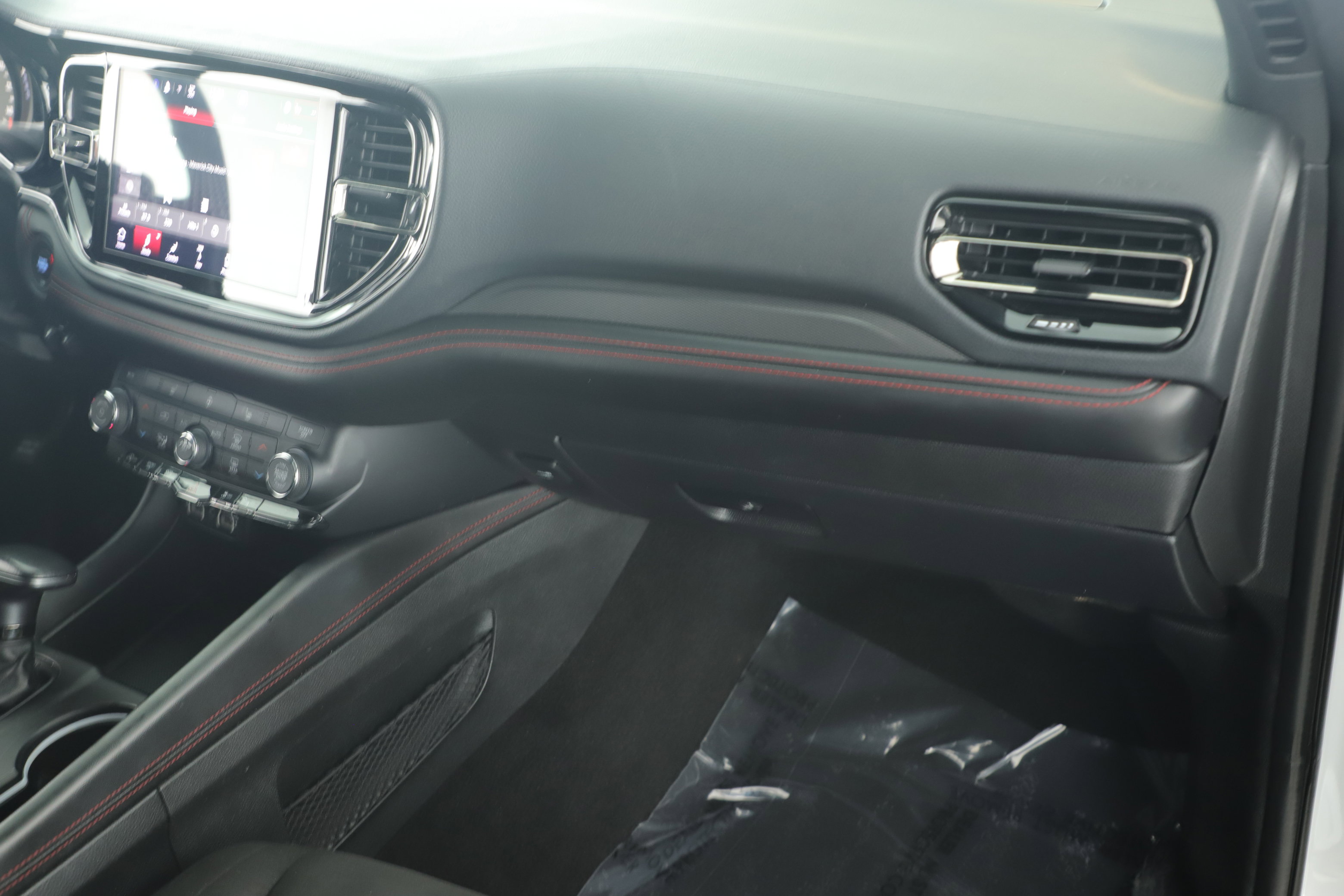 Used 2023 Dodge Durango GT image 22