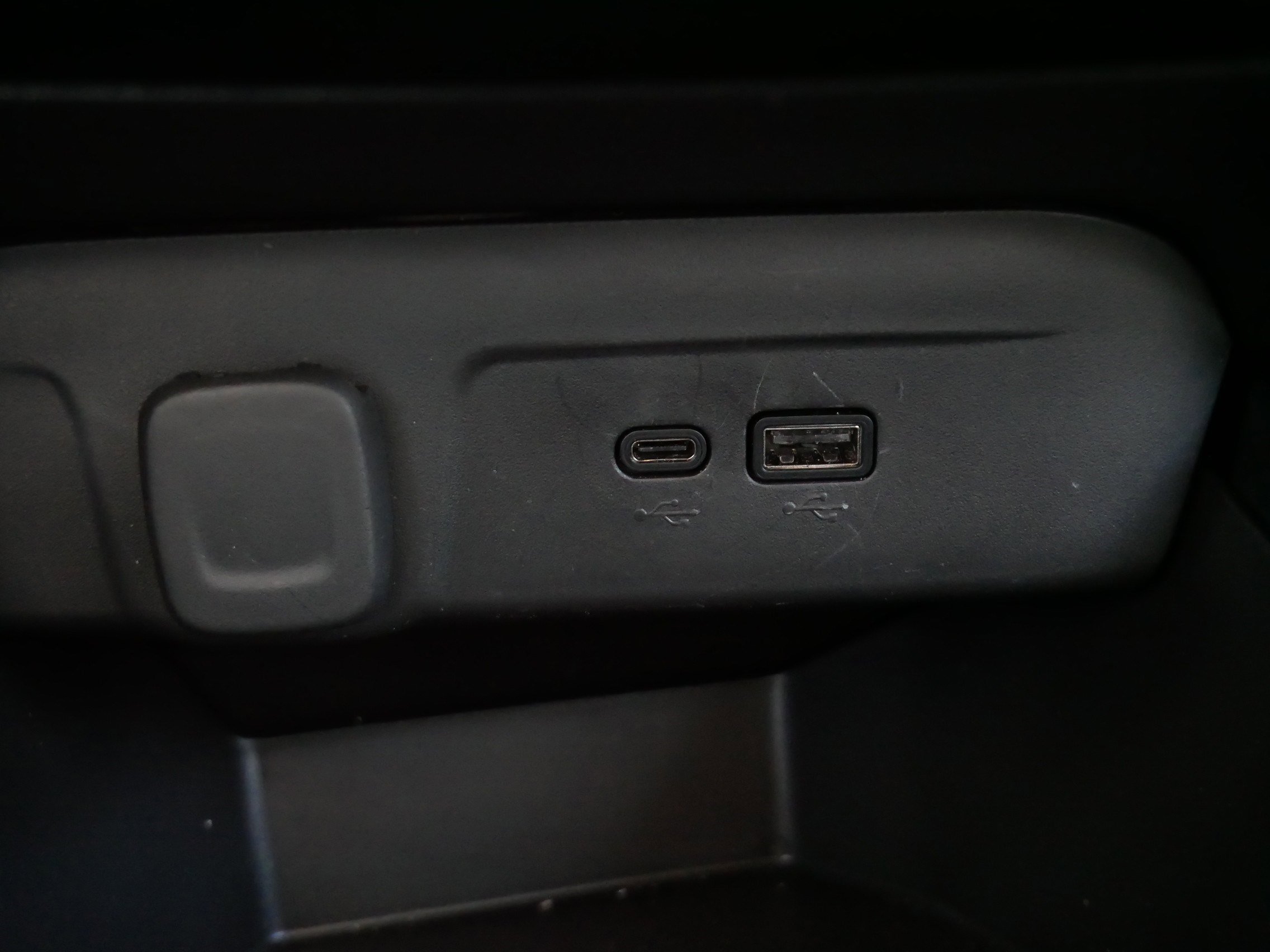 Used 2025 Chevrolet Trax LT w/ LT Convenience Package image 30