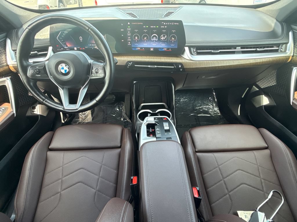 Used 2023 BMW X1 xDrive28i AWD/4WD image 19