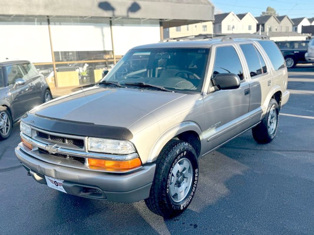 Used 2002 Chevrolet Blazer LS w/ Preferred Equipment Group image 31