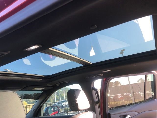 Used 2024 Chevrolet Traverse RS image 34