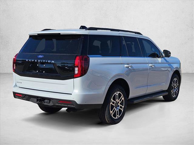 New 2025 Ford Expedition Active image 2