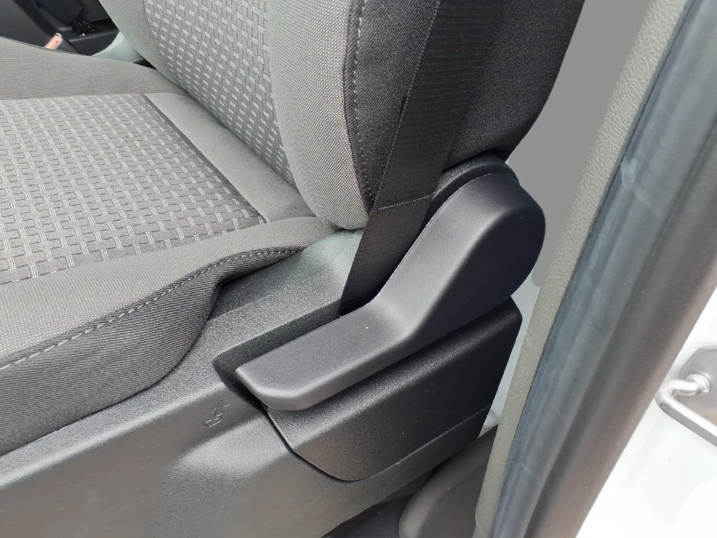 New 2026 Ford Transit 250 148 Medium Roof RWD image 14