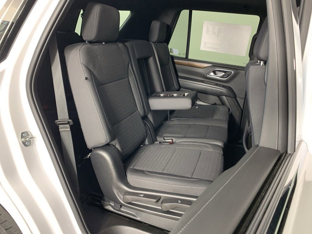 Used 2022 GMC Yukon SLE w/ Gmc Pro Safety Plus Package AWD/4WD image 35