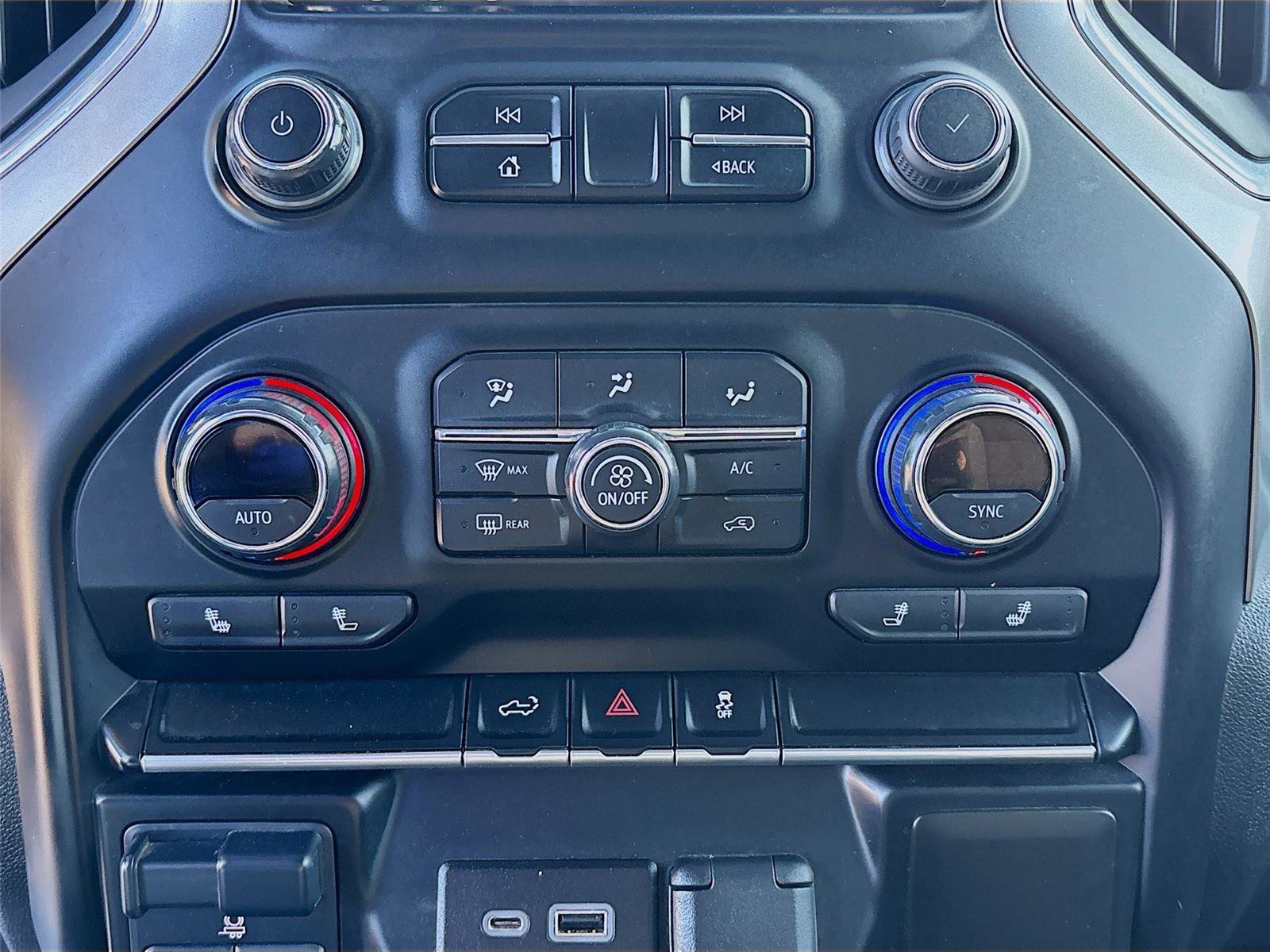 Used 2021 Chevrolet Silverado 2500 LT w/ Convenience Package image 16